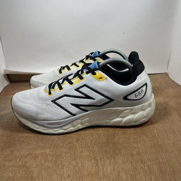 New Balance Fresh Foam 680 v8 Men Size 9 Shoes M680LW8 White/Black/Ginger Lemon - Picture 3 of 10